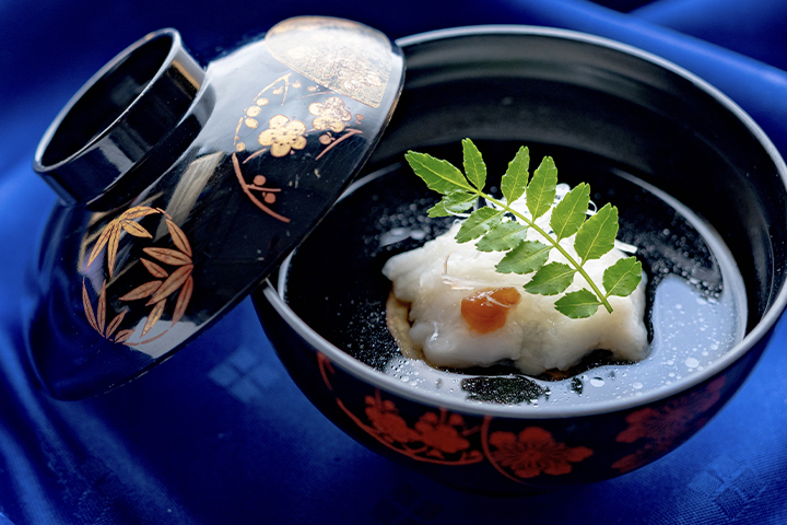 京都の和食レストラン ゆう月 夏の会席料理 鱧のお吸い物